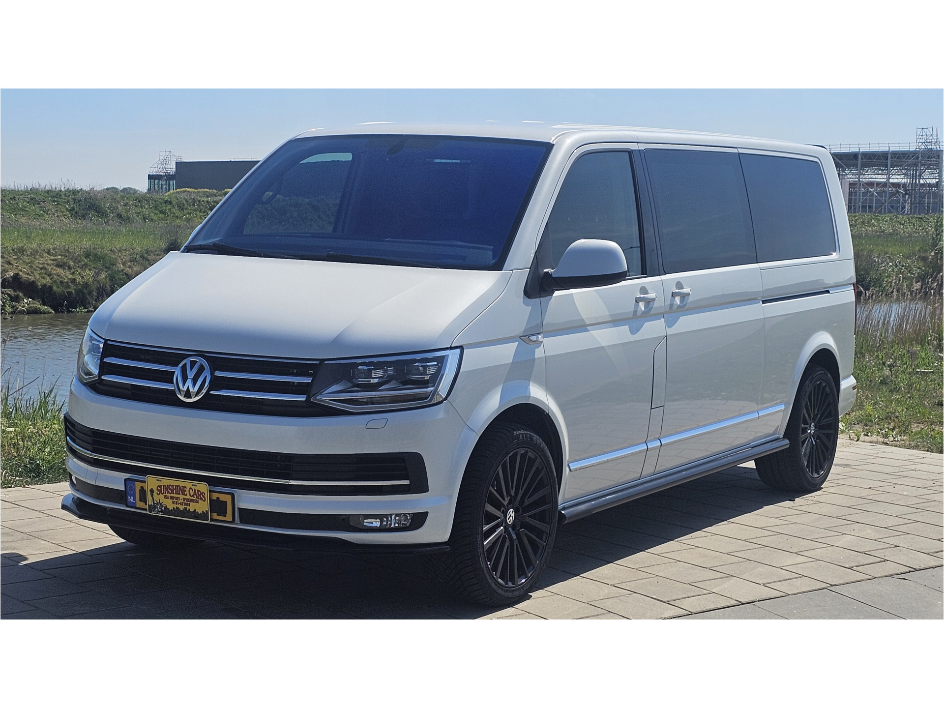 Volkswagen Transporter 2.0 TDI AUT./DSG CARAVELLE 5 PERS.GRIJS KENT. TOPSTAAT!! 44699612-2.jpg | Sunshine Cars