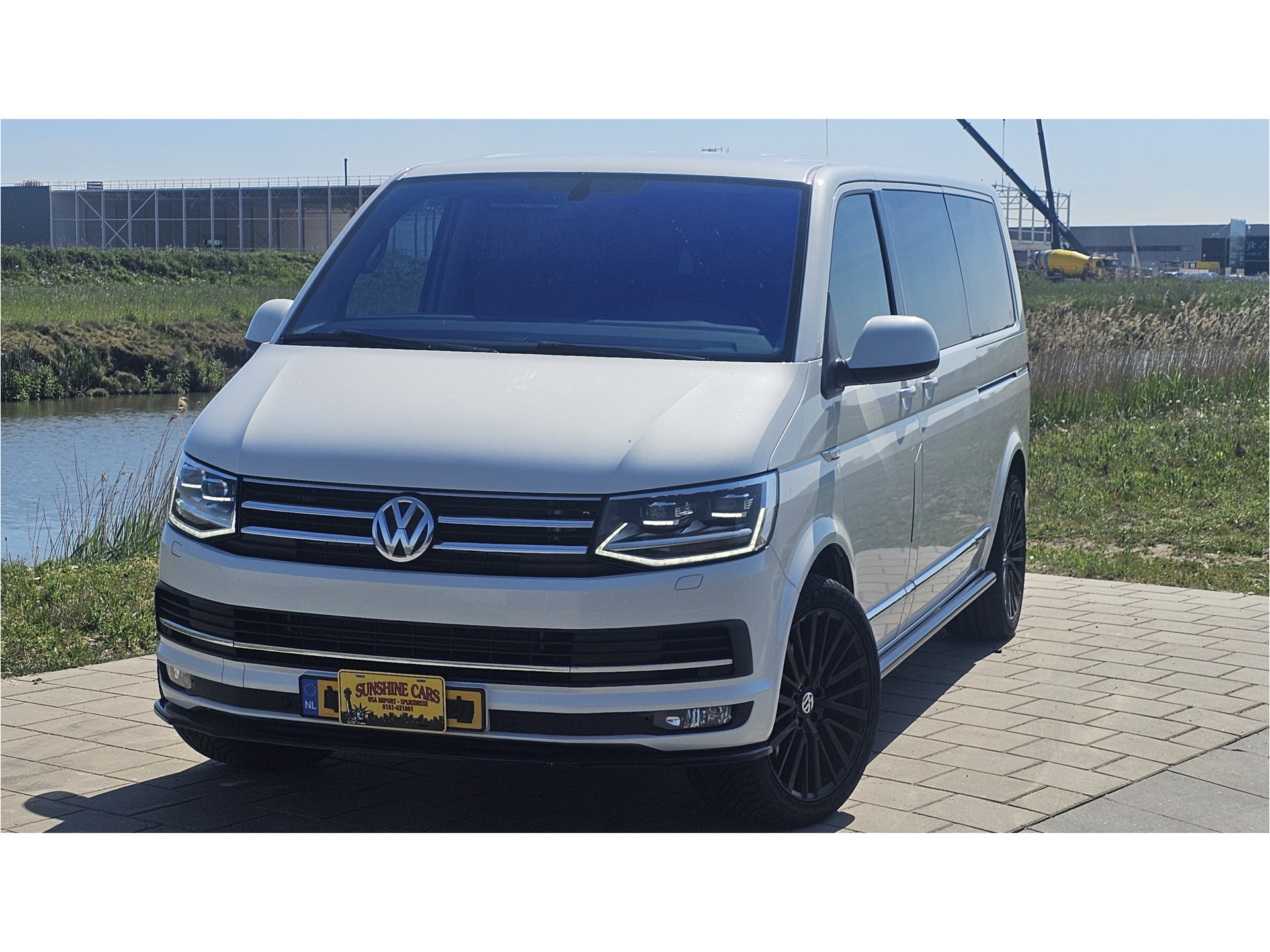 Volkswagen Transporter 2.0 TDI AUT./DSG CARAVELLE 5 PERS.GRIJS KENT. TOPSTAAT!! 44699612-3.jpg | Sunshine Cars
